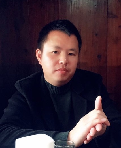 何超洪的第一张照片--青岛相亲服务中心