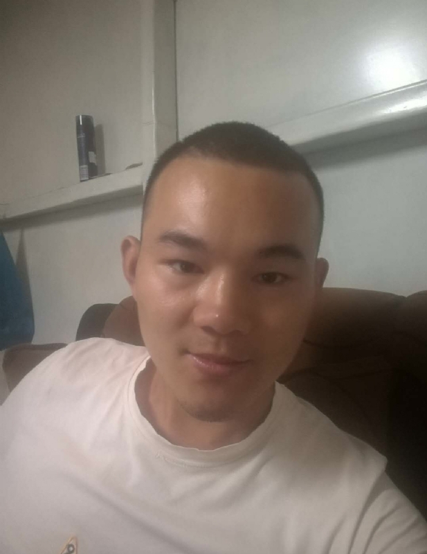 小強。。的第一张照片--青岛相亲服务中心