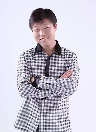 碧海升明月的第一张照片--青岛相亲服务中心