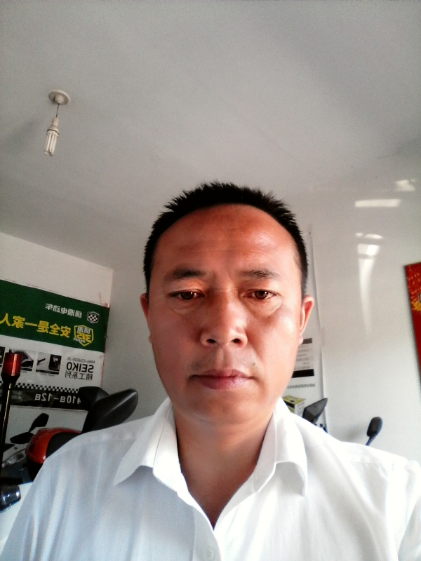 左手的第一张照片--青岛相亲服务中心