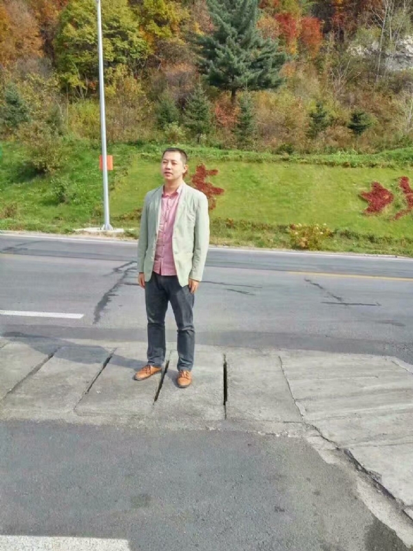 杨小雨的第一张照片--青岛相亲服务中心