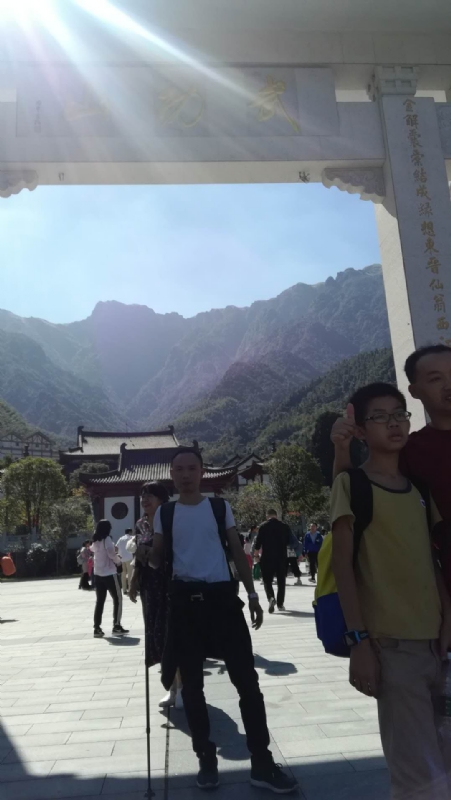 蓝天的第二张照片--青岛相亲服务中心