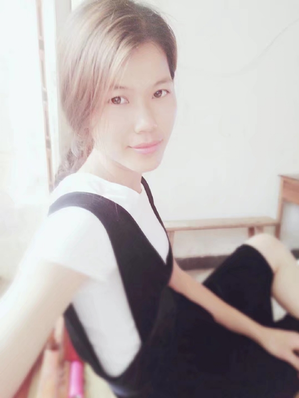 婷婷的第一张照片--青岛相亲服务中心