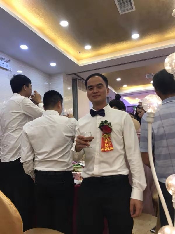 johnchen的第一张照片--青岛相亲服务中心