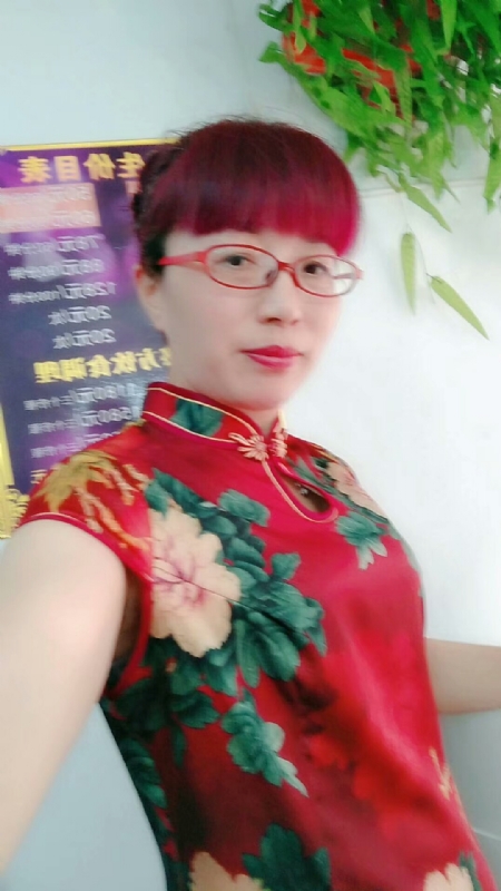 平凡女人的第一张照片--青岛相亲服务中心