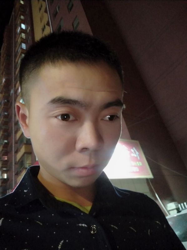 盛夏的果实的第一张照片--青岛相亲服务中心