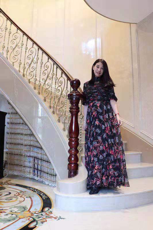 馨儿的第三张照片--青岛相亲服务中心