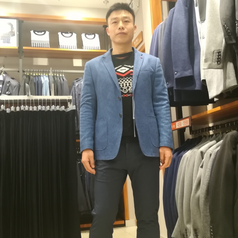 一只蚂蚁的第一张照片--青岛相亲服务中心