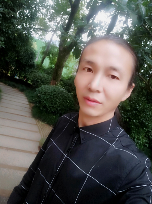 北方的狼的第一张照片--青岛相亲服务中心