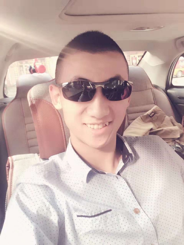 风雨的第一张照片--青岛相亲服务中心