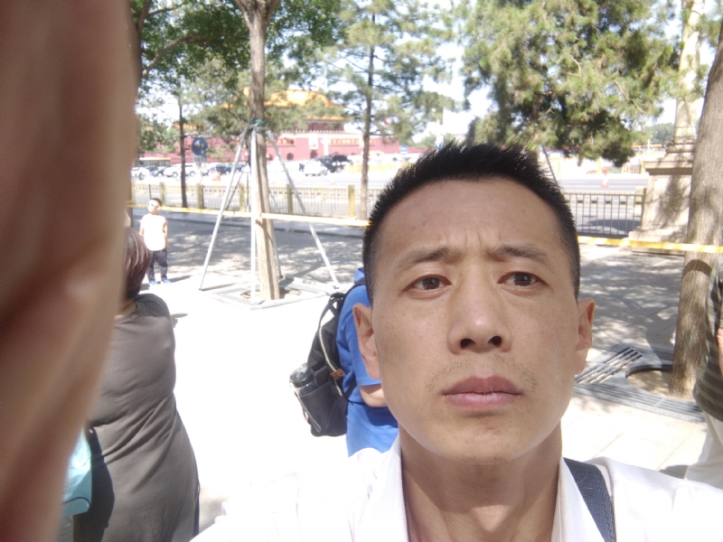 刘红兵的第一张照片--青岛相亲服务中心