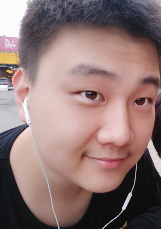 枫叶的第一张照片--青岛相亲服务中心