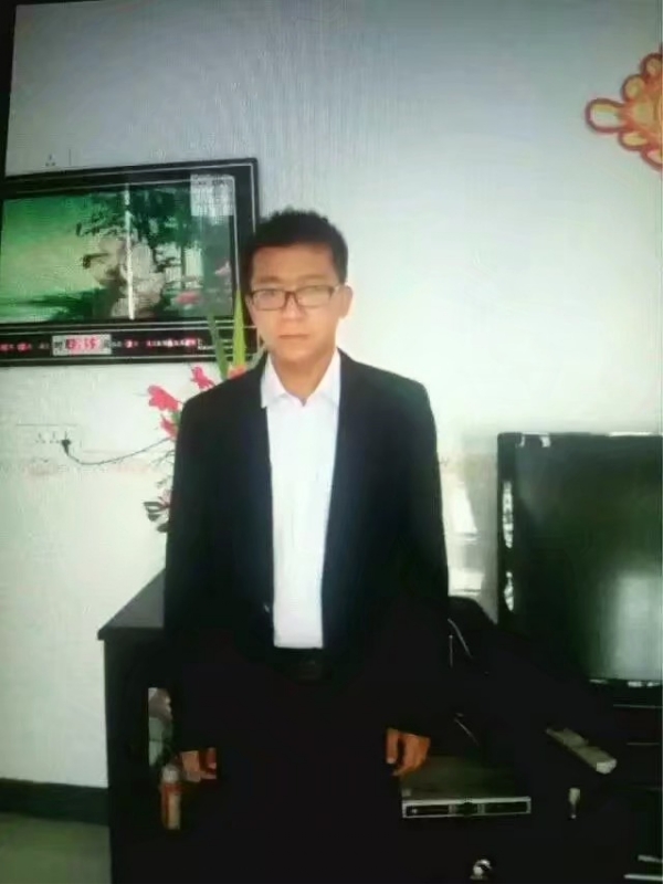 依然疼痛的第一张照片--青岛相亲服务中心