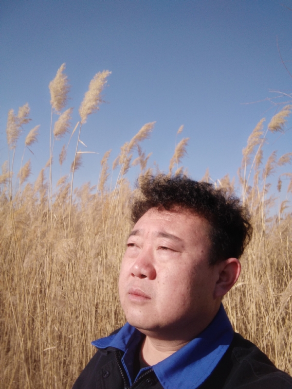 德刚的第一张照片--青岛相亲服务中心