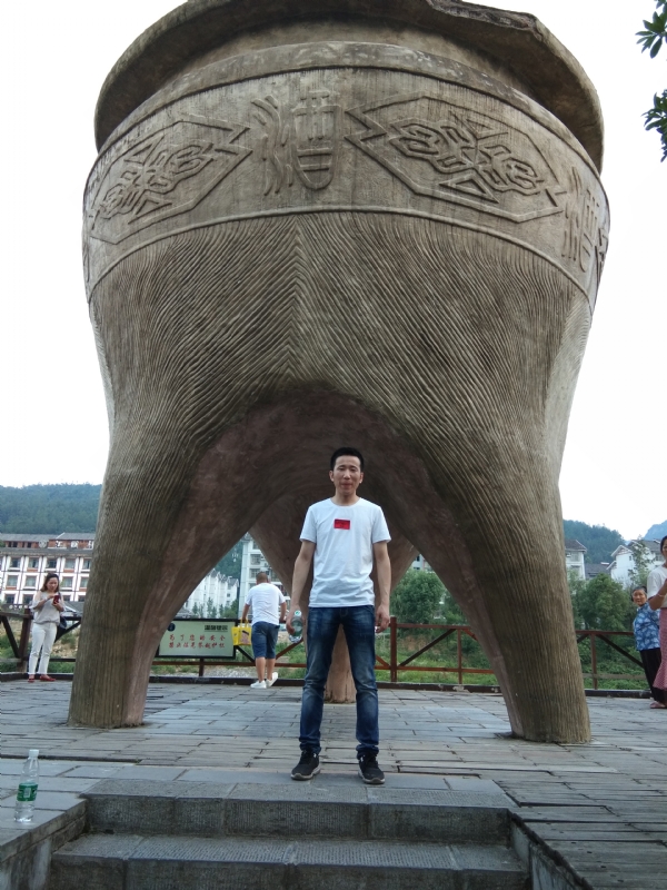 致青春的第一张照片--青岛相亲服务中心