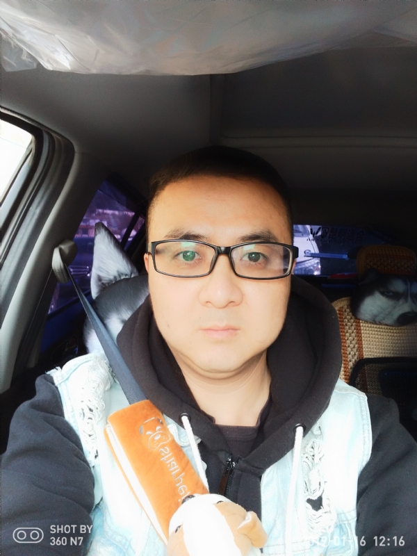 香烟最懂男人心的第一张照片--青岛相亲服务中心