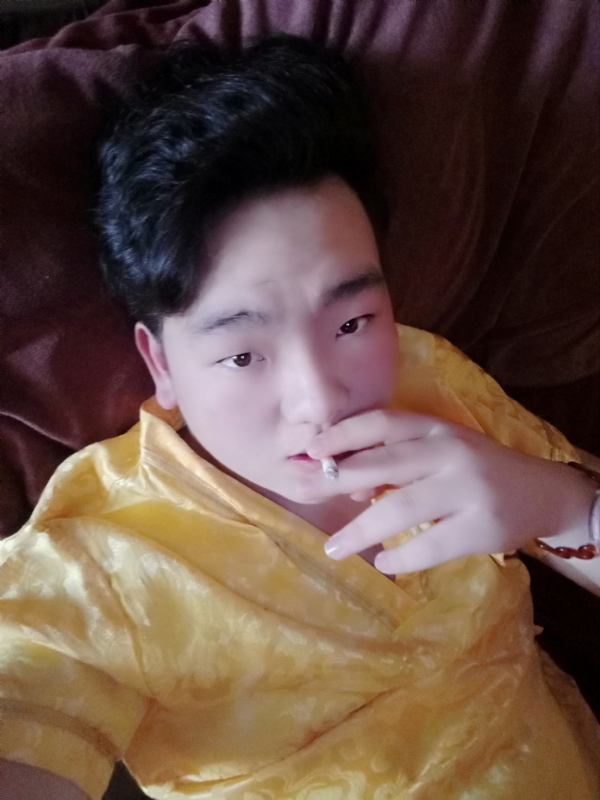 有心无力的第一张照片--青岛相亲服务中心