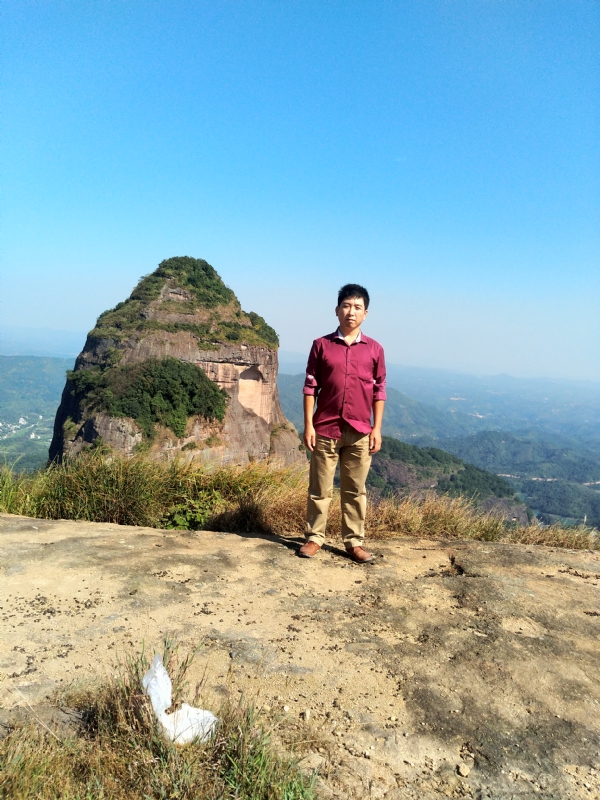 小冼的第一张照片--青岛相亲服务中心