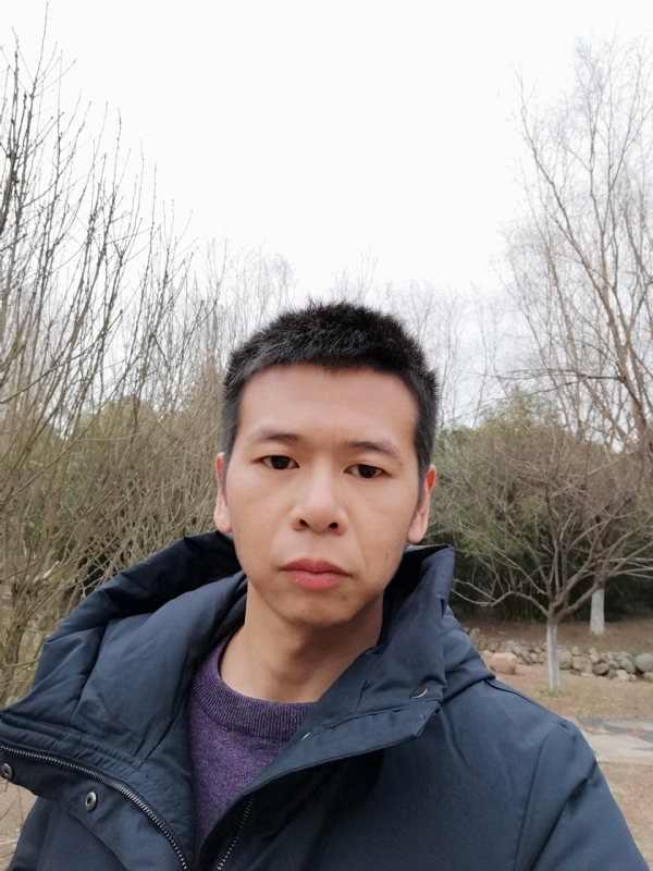 寞峰的第一张照片--青岛相亲服务中心