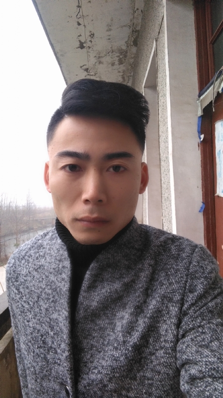 谁伴我闯荡的第一张照片--青岛相亲服务中心