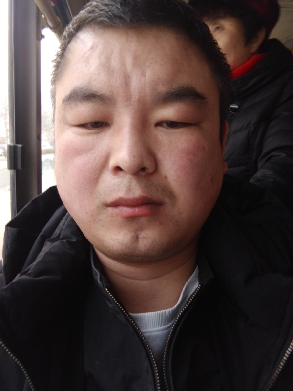 张延义的第一张照片--青岛相亲服务中心