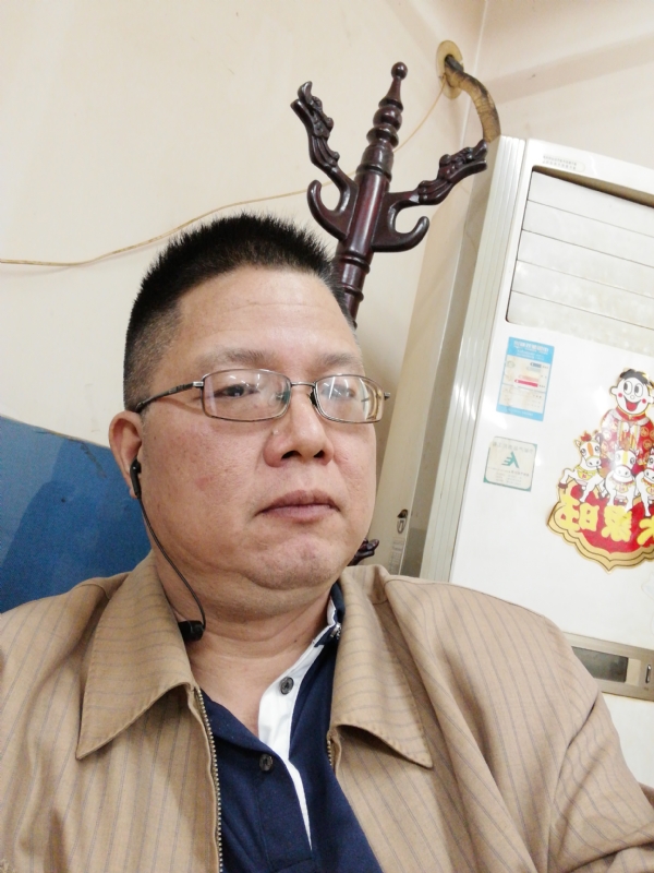 一个人的第一张照片--青岛相亲服务中心