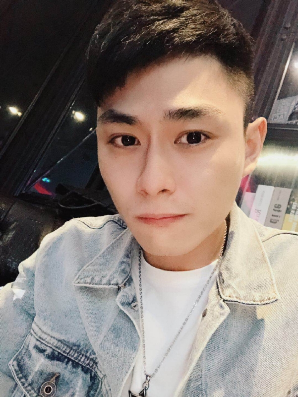 浩浩的第一张照片--青岛相亲服务中心