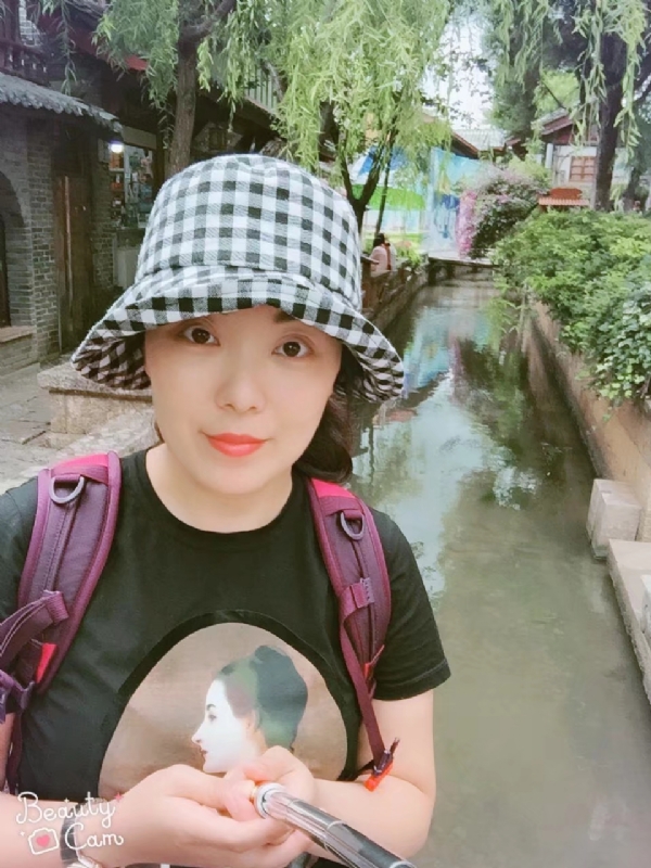 乐妞的第三张照片--青岛相亲服务中心