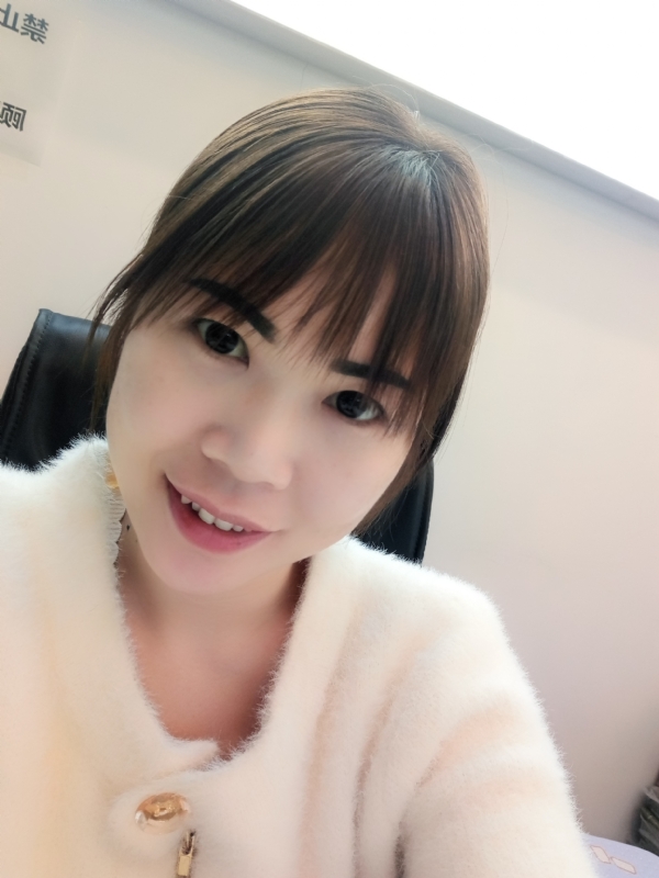 覃小会的第一张照片--青岛相亲服务中心