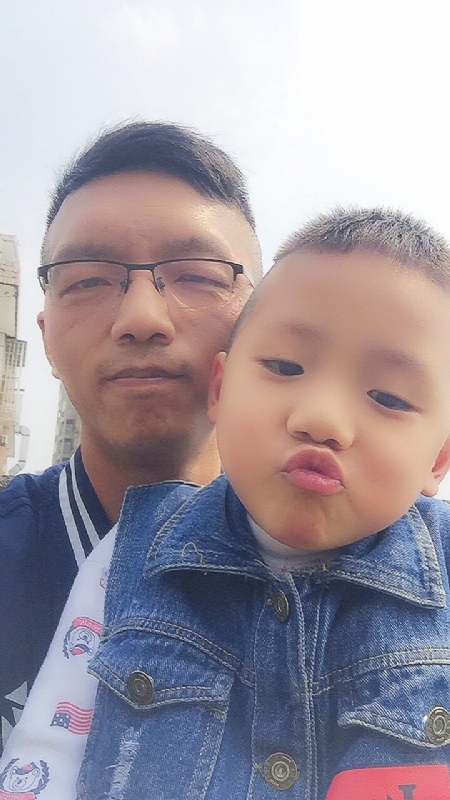 林松的第一张照片--青岛相亲服务中心