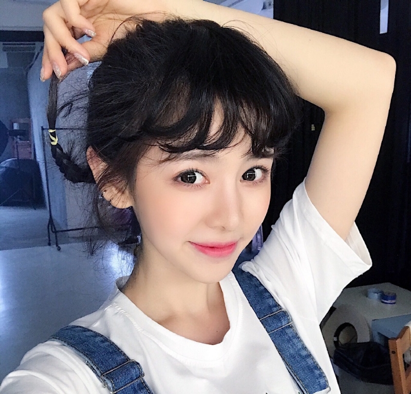 迷离的第一张照片--青岛相亲服务中心