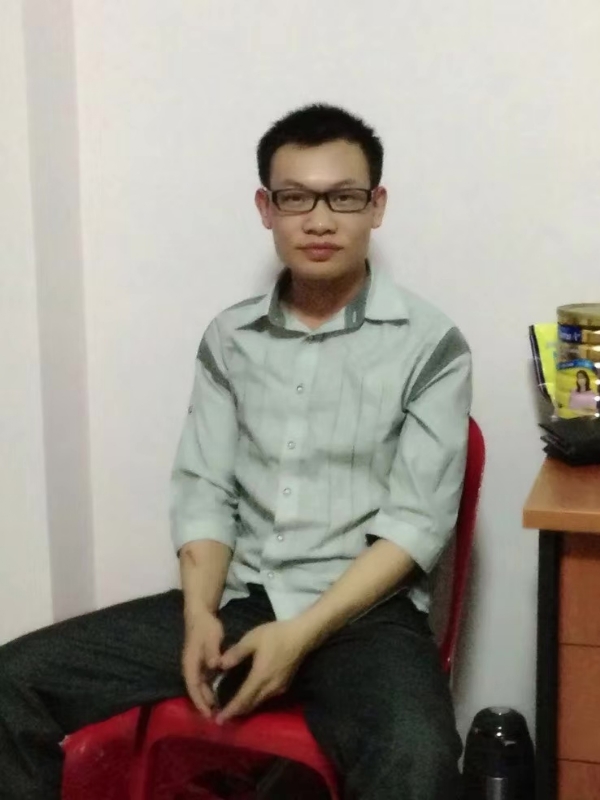 坚强不屈的第一张照片--青岛相亲服务中心