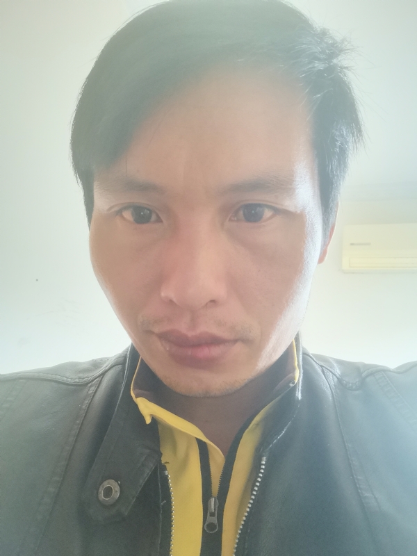 渴死的鱼的第一张照片--青岛相亲服务中心