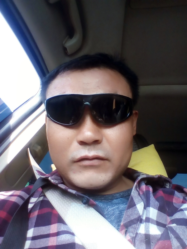 莱芜强哥的第一张照片--青岛相亲服务中心