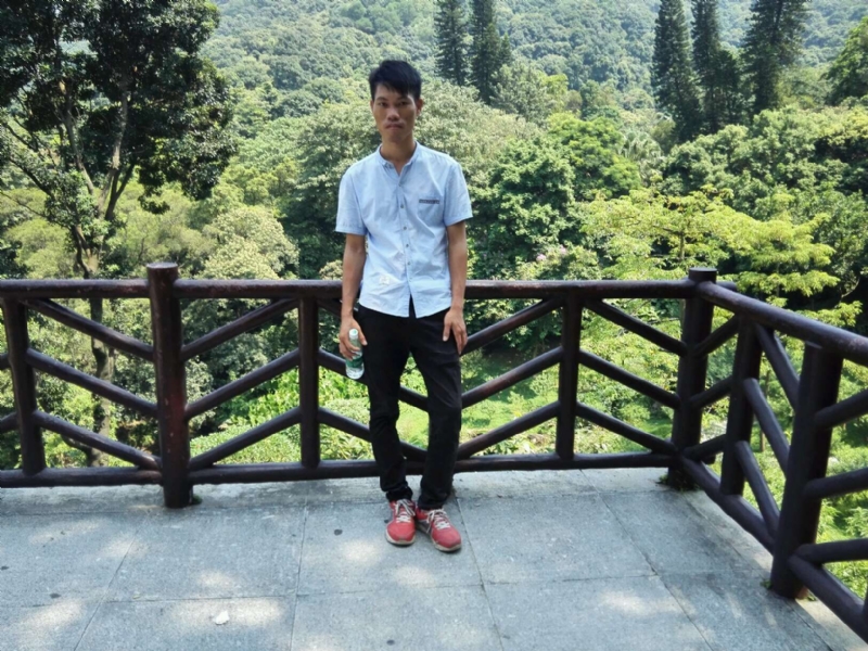 小进的第一张照片--青岛相亲服务中心