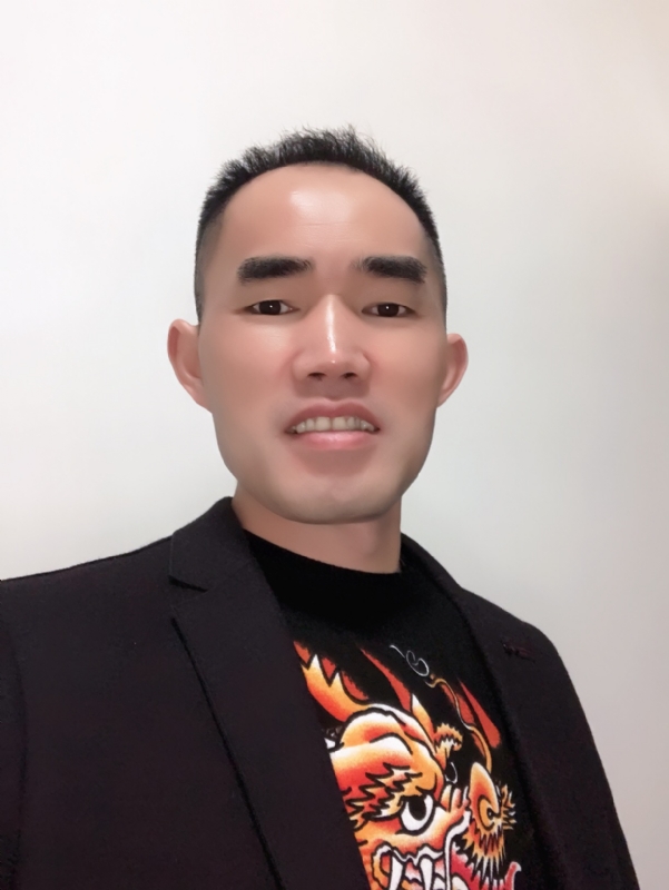 遇上对的人的第一张照片--青岛相亲服务中心