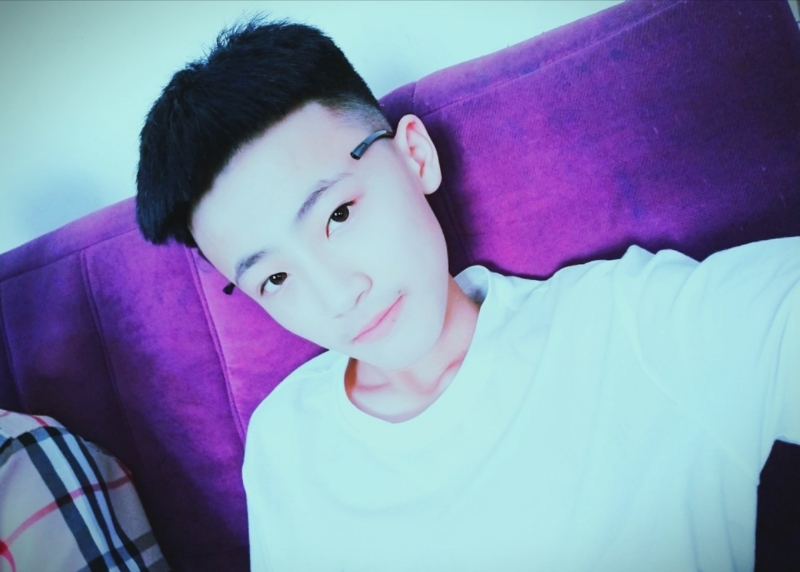 孤城浪子的第一张照片--青岛相亲服务中心