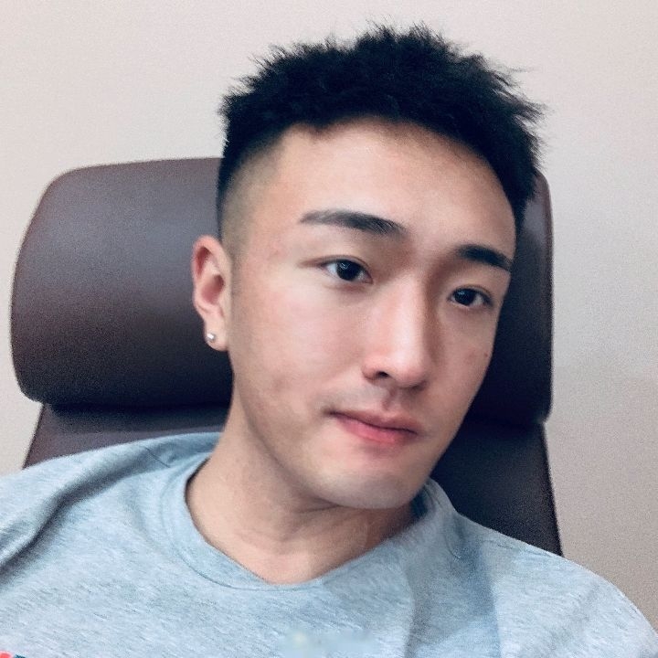 单公子的第一张照片--青岛相亲服务中心