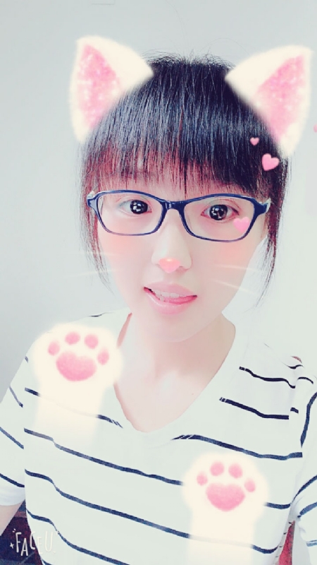 宝贝的第一张照片--青岛相亲服务中心