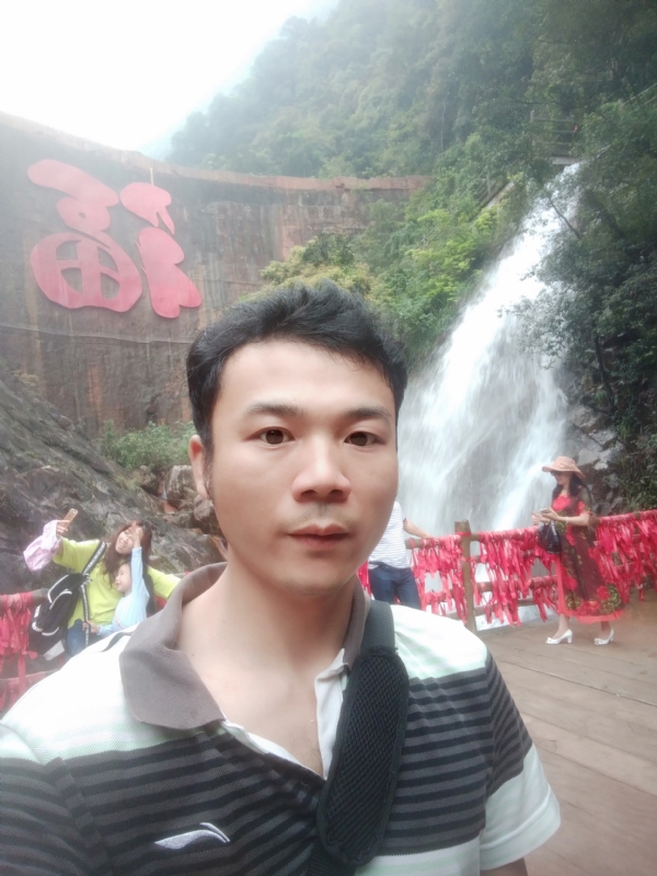 珊珊您是珊无无无妻的第一张照片--青岛相亲服务中心