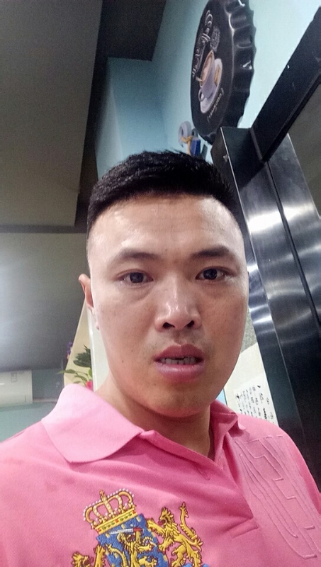 天寻健的第一张照片--青岛相亲服务中心