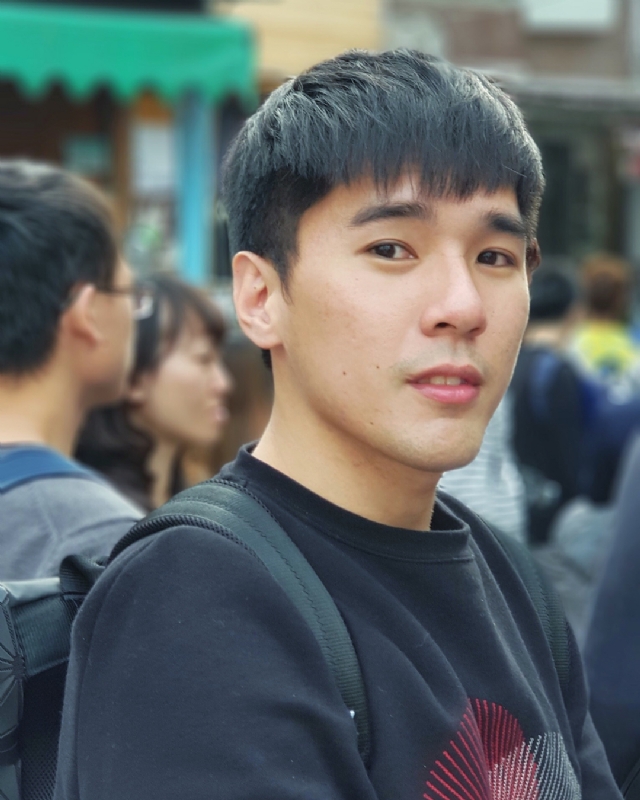 雨中孤独的第一张照片--青岛相亲服务中心