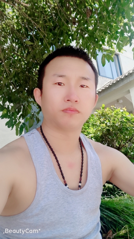 系咯在的第一张照片--青岛相亲服务中心