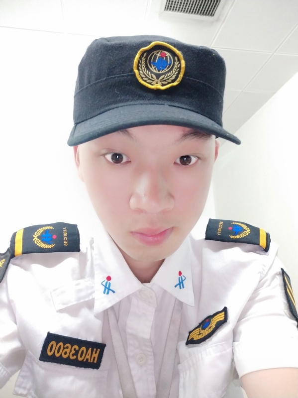 龙龙的第一张照片--青岛相亲服务中心