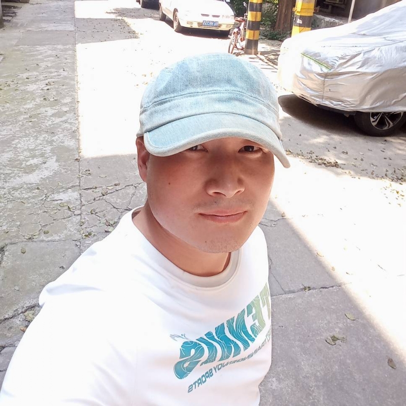 辉光的第一张照片--青岛相亲服务中心