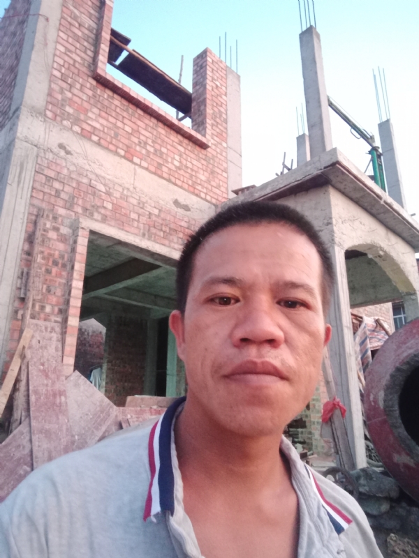 浅笑的第一张照片--青岛相亲服务中心