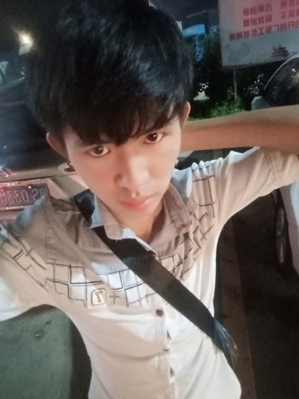 杨哥的第一张照片--青岛相亲服务中心