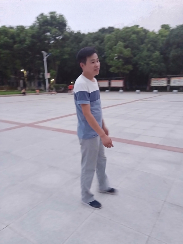 一笑的第一张照片--青岛相亲服务中心