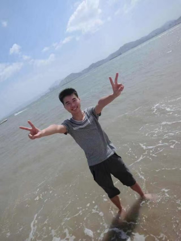 鱼头zzz的第二张照片--青岛相亲服务中心