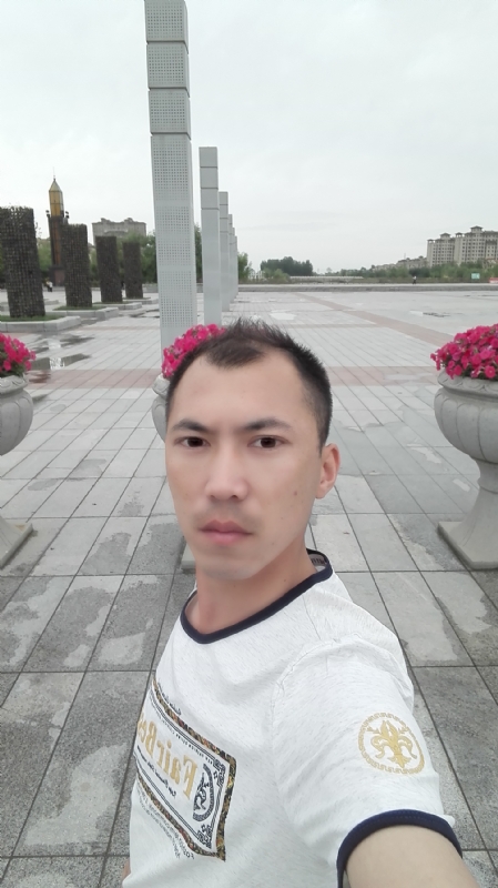 天平的第一张照片--青岛相亲服务中心